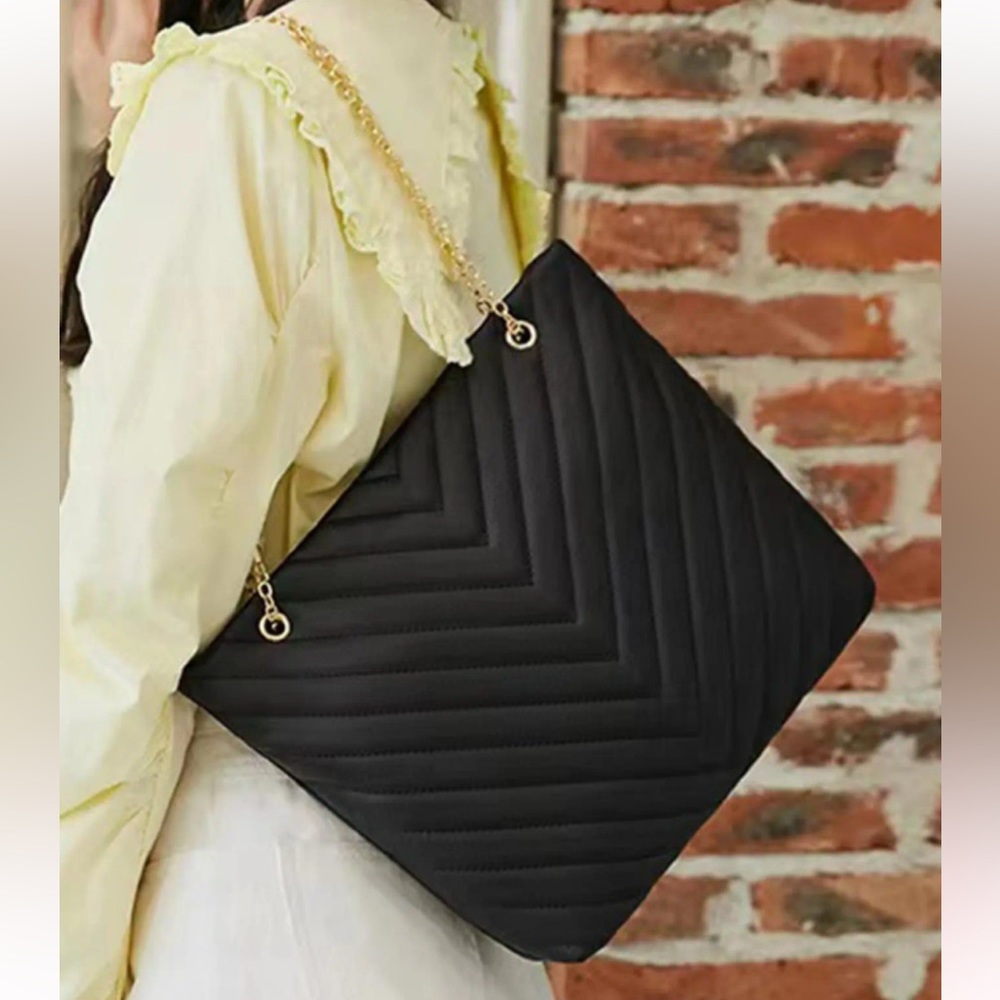 Women’s Geometric Quilted Pattern Tote Bag In Black